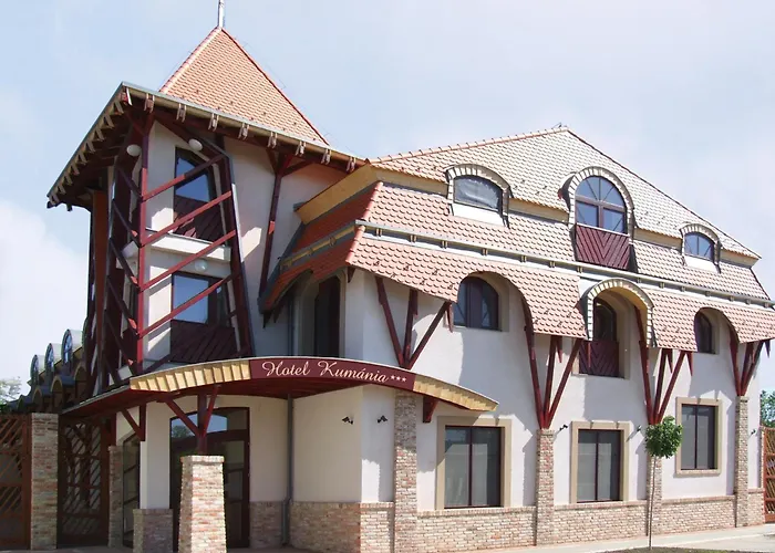 Hotel Kumánia
