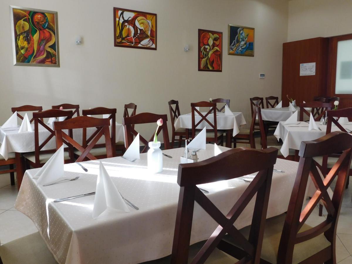 Hotel Kumánia Kisujszallas